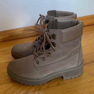 Women Timberland Boots
